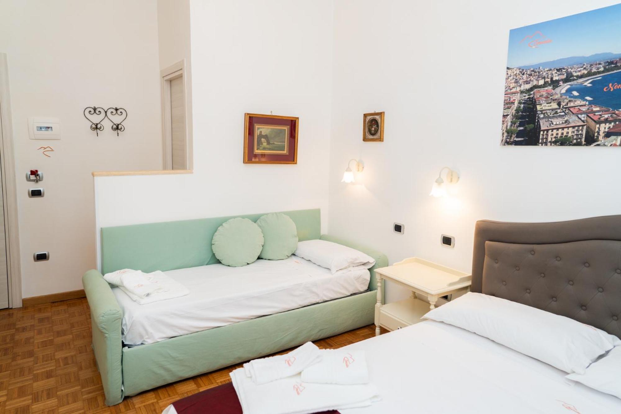 Suite Cervantes เนเปิลส์ ภายนอก รูปภาพ