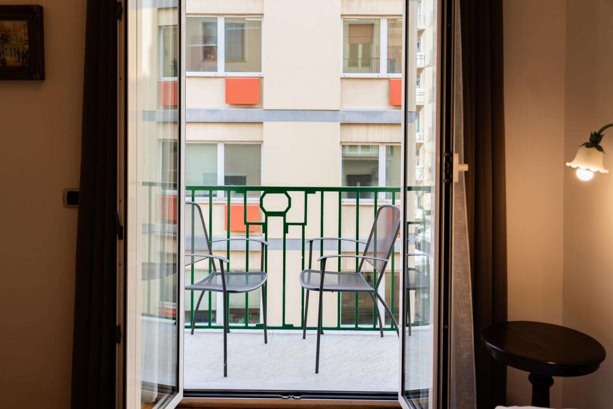 Suite Cervantes เนเปิลส์ ภายนอก รูปภาพ