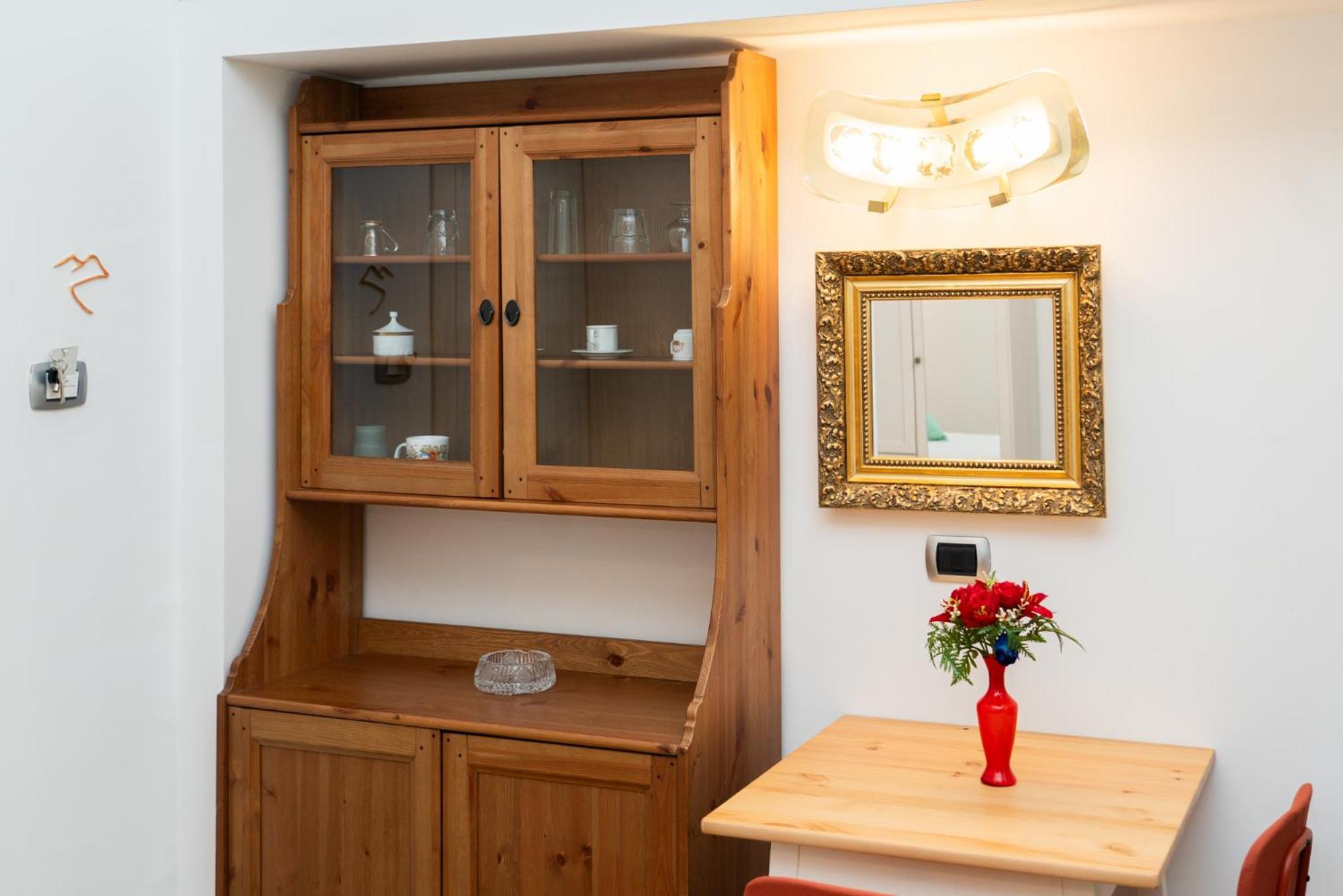 Suite Cervantes เนเปิลส์ ภายนอก รูปภาพ