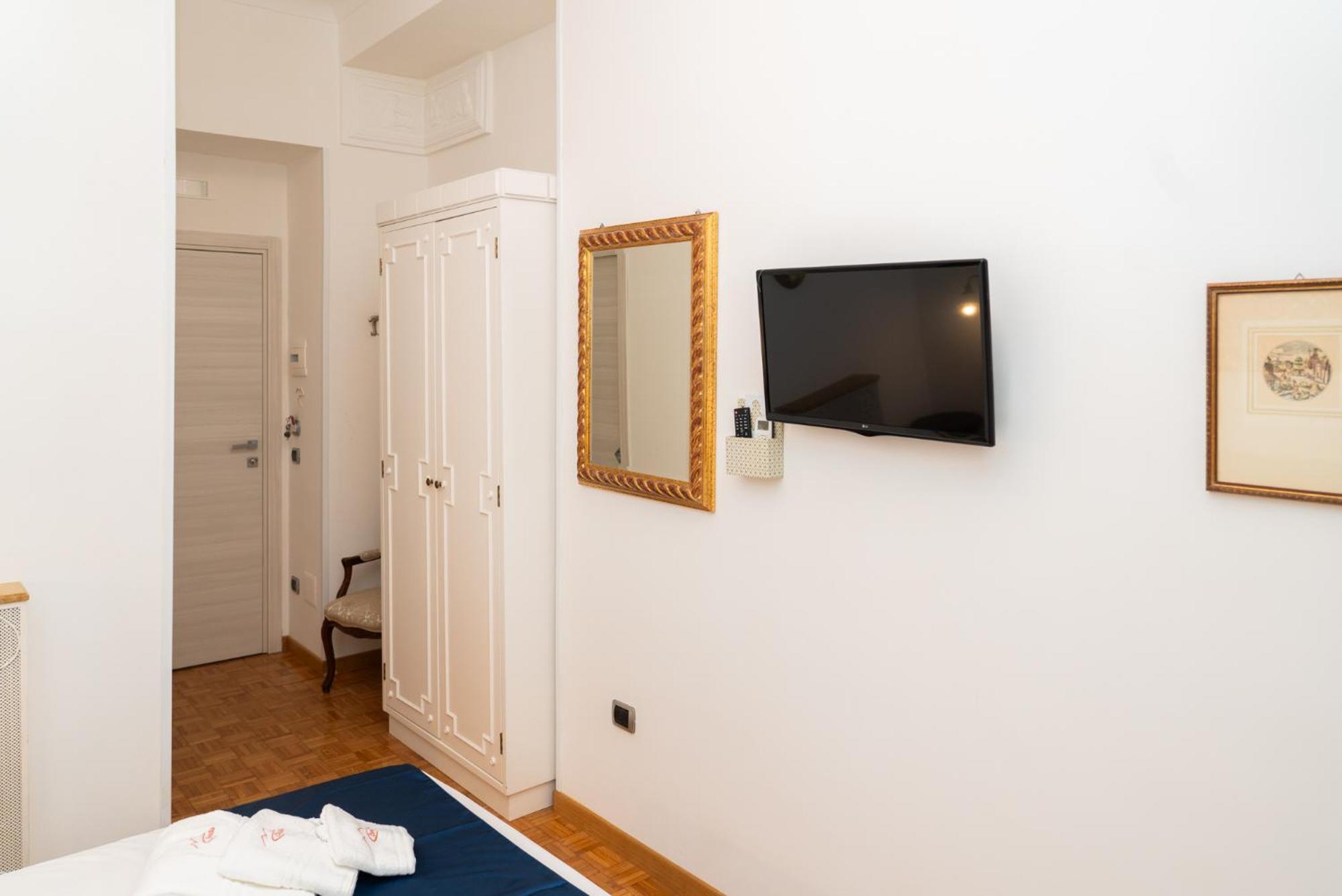 Suite Cervantes เนเปิลส์ ภายนอก รูปภาพ